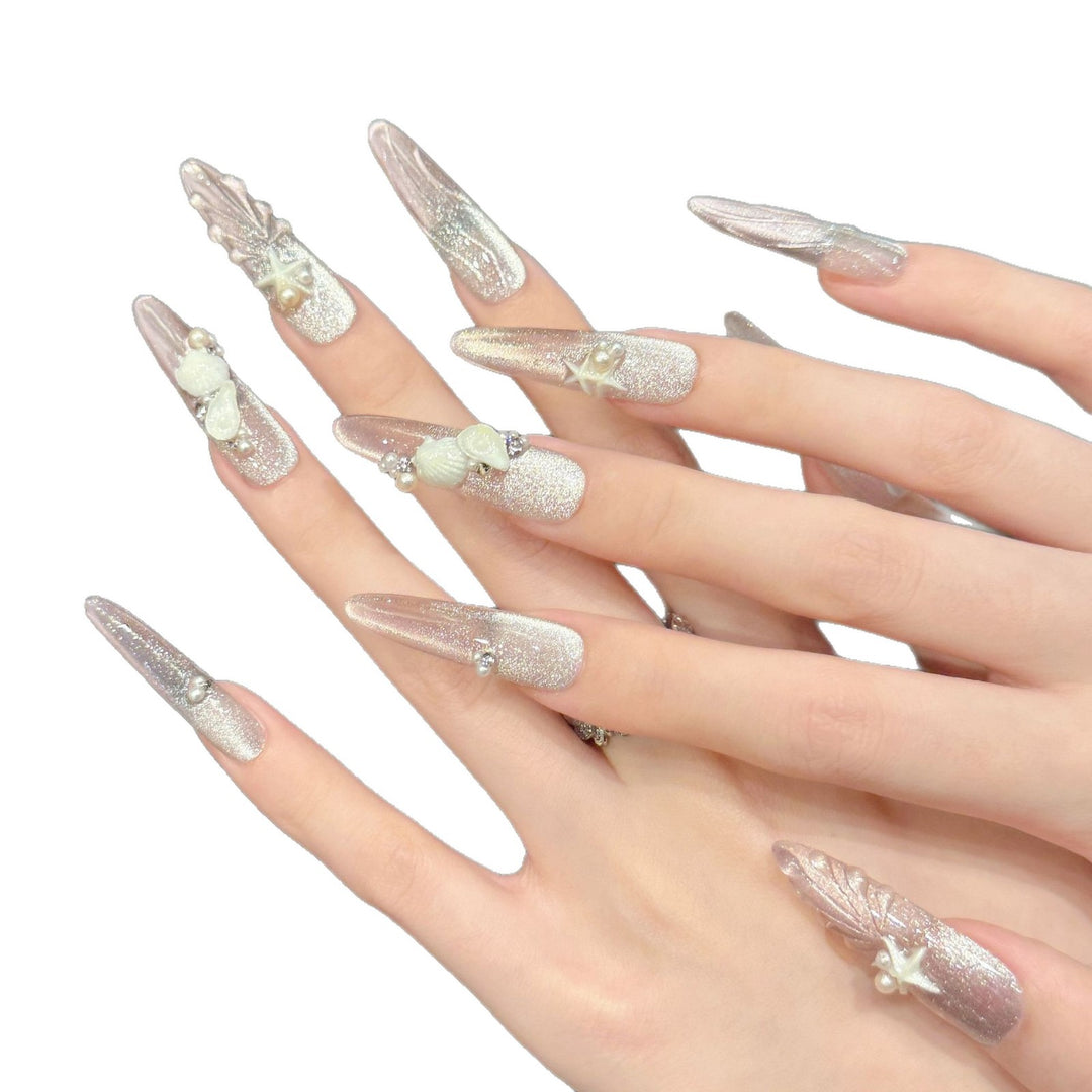Decorative Press-On Nail Art Set with Ocean-Inspired Shell and Pearl Accents