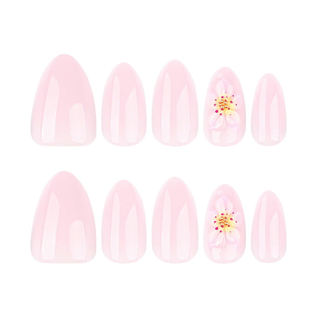 Artful Nail Extensions with Delicate Flower Designs Stornfield