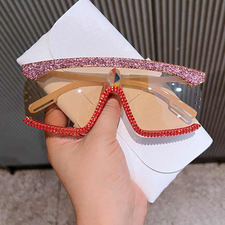 Women's sunglasses with sparkling rhinestone frame and modern design Stornfield