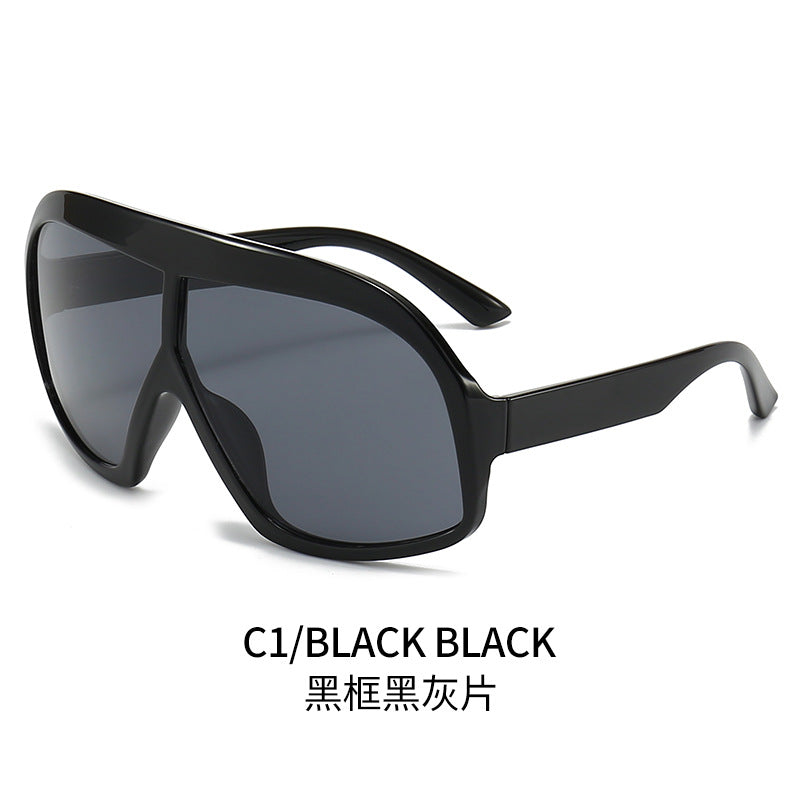 Women's sporty sunglasses with wide frame and polarized lenses Stornfield
