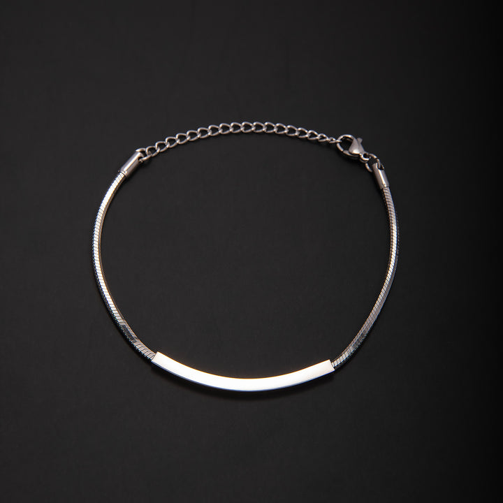 Elegant Minimalist Silver Chain Bracelet Stornfield