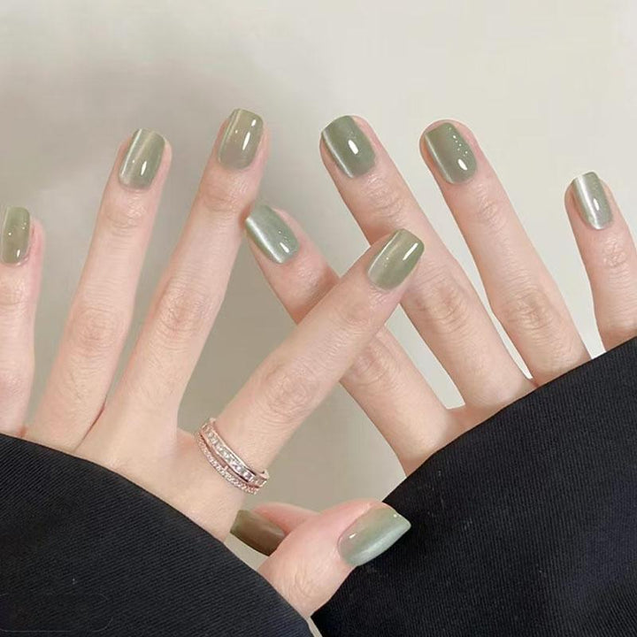 Stylish artificial nails with elegant high-gloss finish Stornfield
