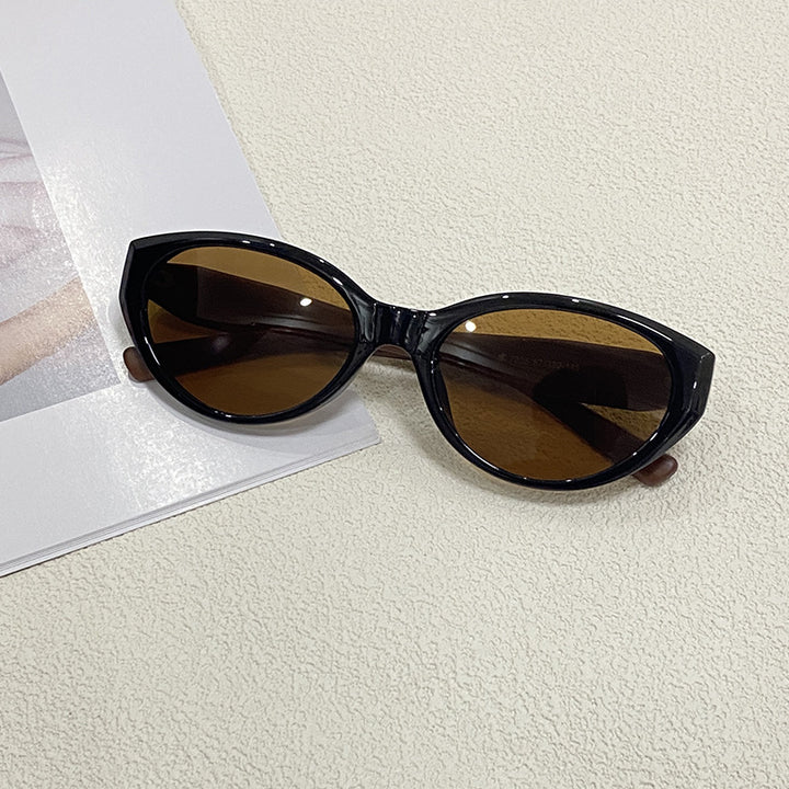 Fashionable Cat-Eye Sunglasses for Stylish Outfits Stornfield