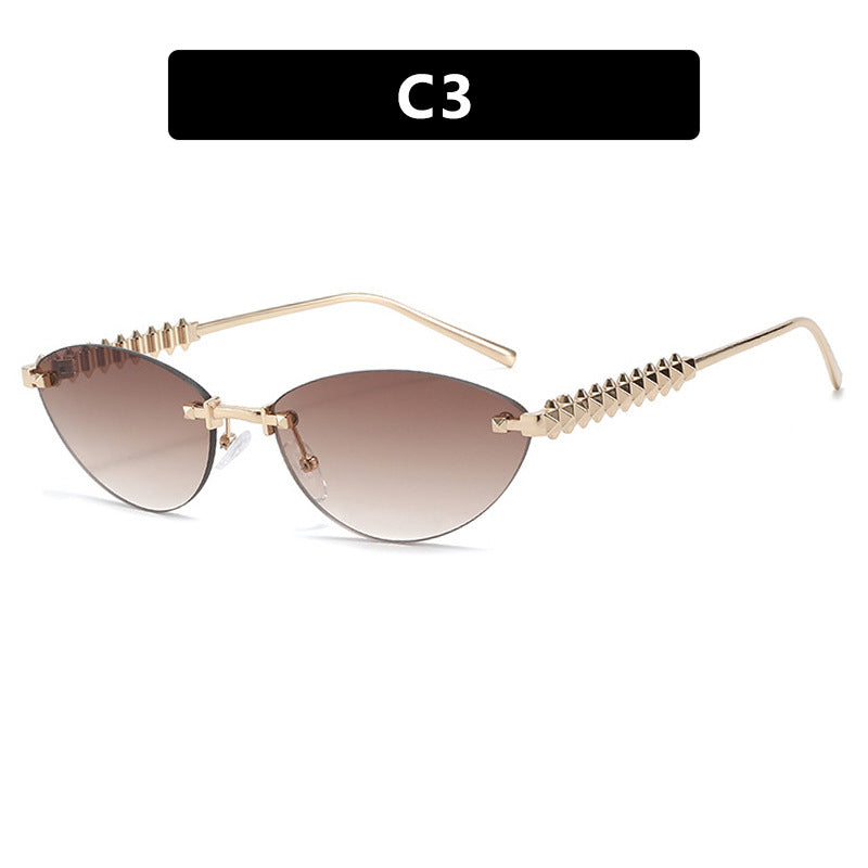 Women's sunglasses in modern, geometric design with stylish metal frame and UV protection Stornfield