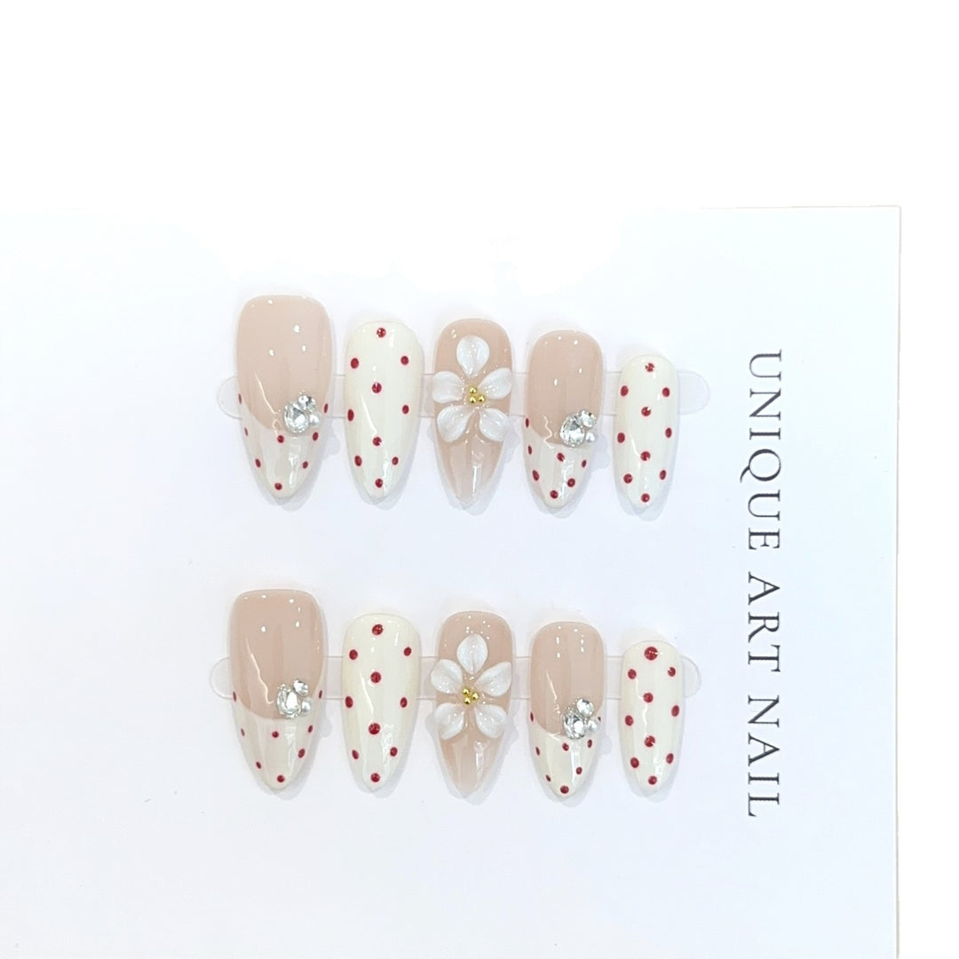 Floral Press-On Nail Art