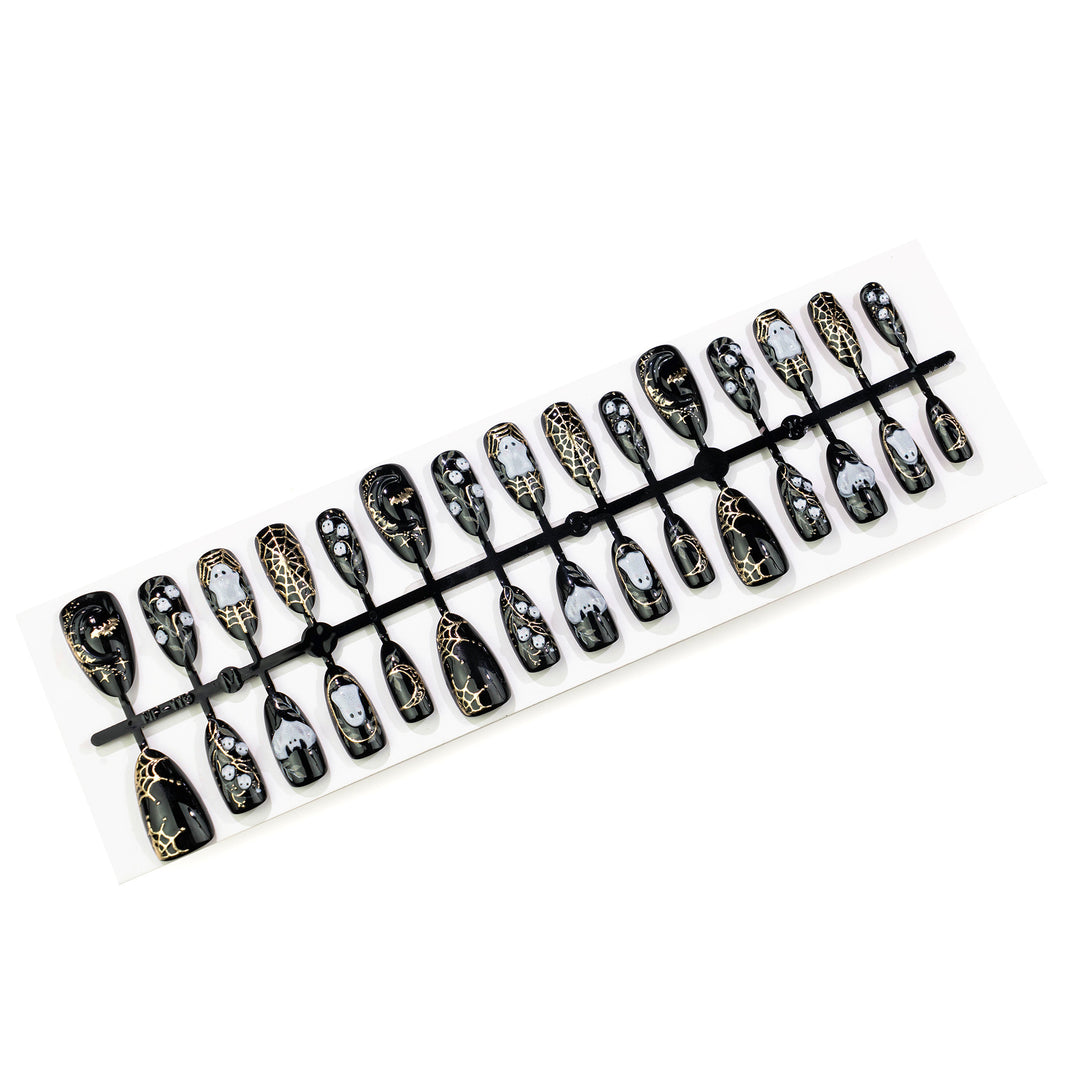 Gothic-Themed Press-On Nail Art