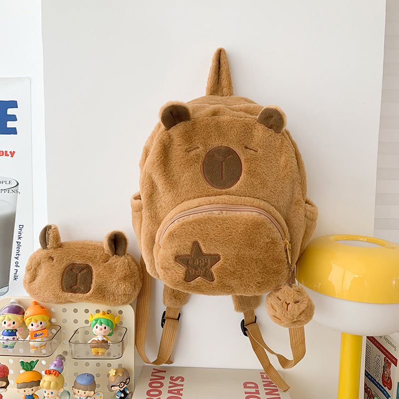 Plush backpack with animal motif and practical compartments Stornfield