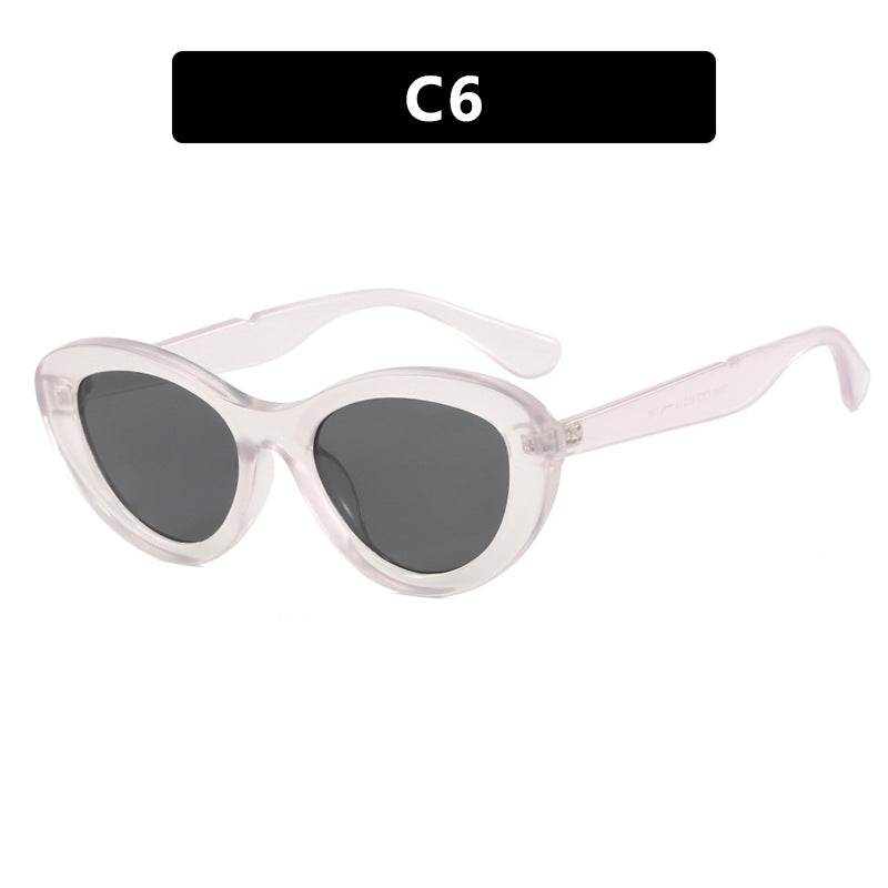 Ladies Cat-Eye Sunglasses with stylish plastic frame and polarized lenses Stornfield