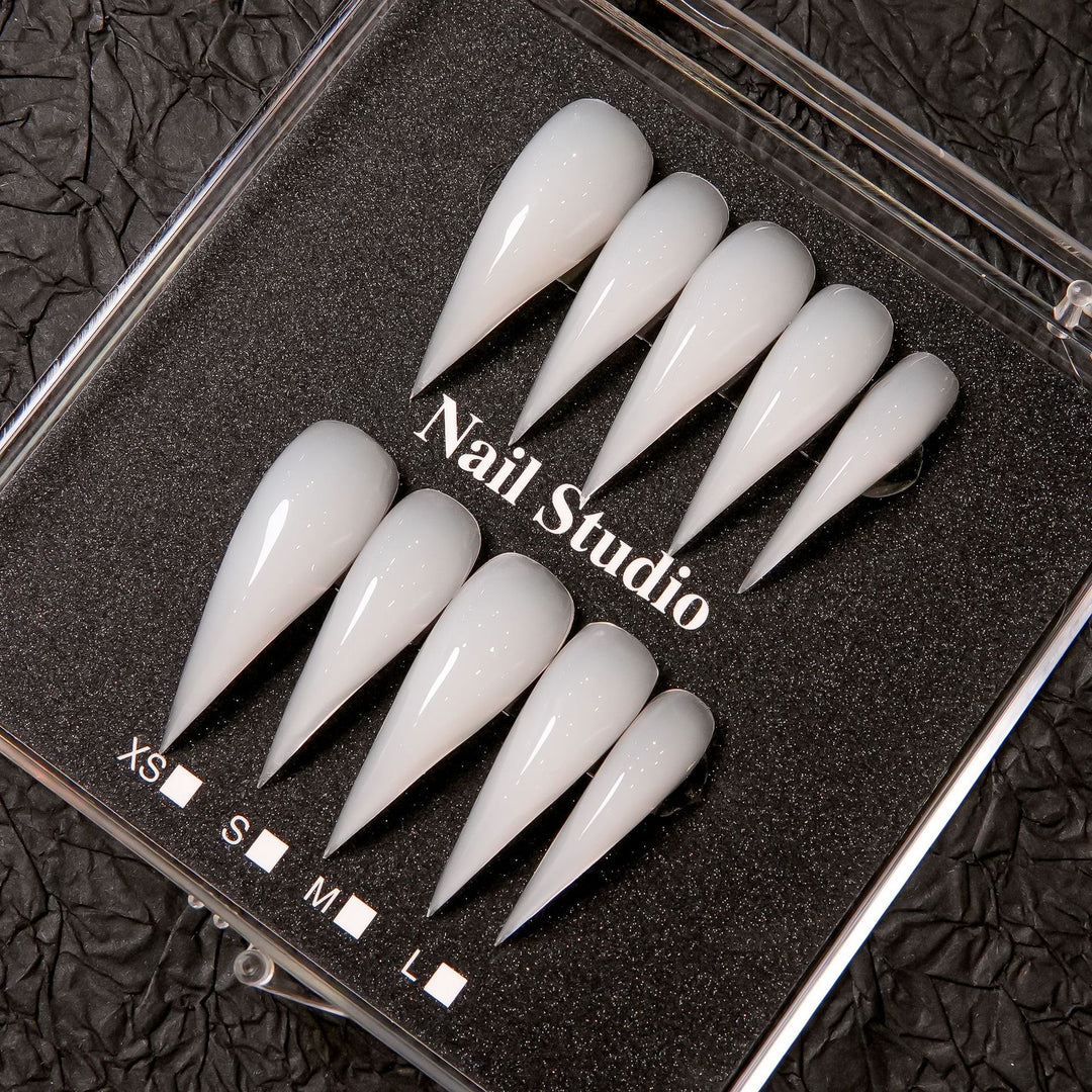 Stiletto-Shaped Press-On Nail Set