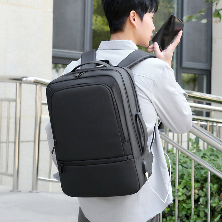 Elegant Laptop Backpack with Padded Compartment and Practical Organizer Stornfield