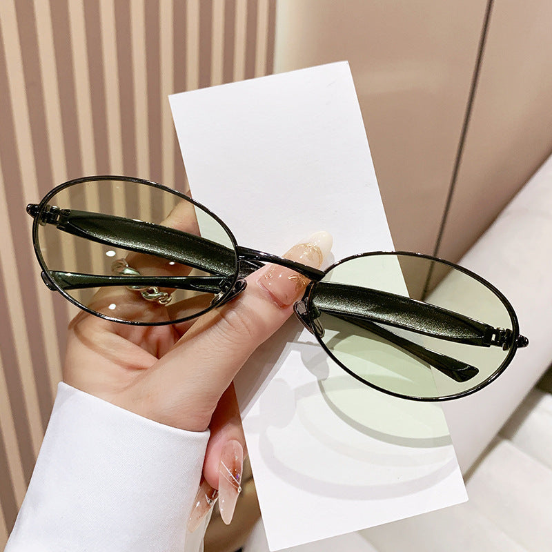 Women's fashionable oversized sunglasses with elegant design Stornfield