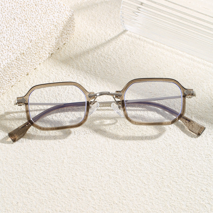 Fashionable Oversized Sunglasses in Modern Design Stornfield