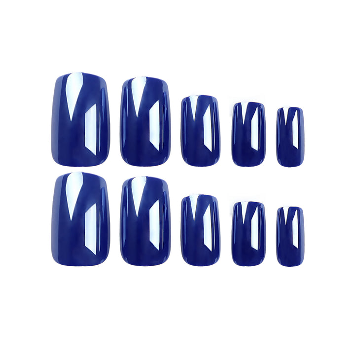 Glossy artificial nails with elegant manicure Stornfield
