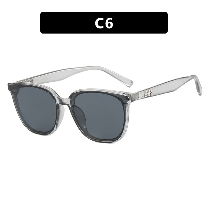 Women’s sunglasses in modern chic style Stornfield