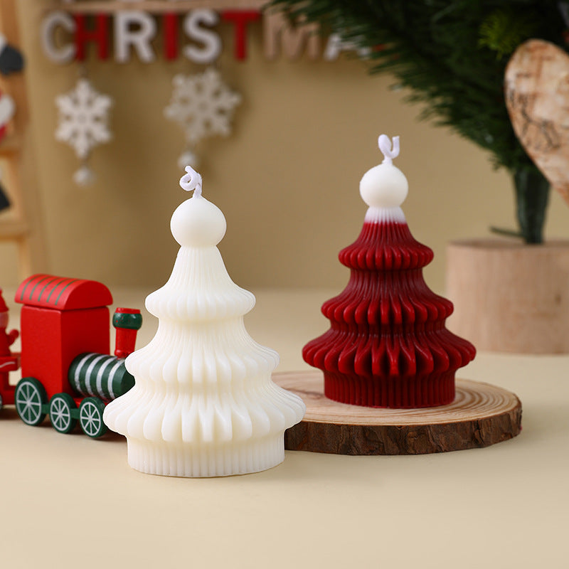 Hand-Poured Christmas Tree Ornament Soy Candle with Decorative Ribbon and Gift Box