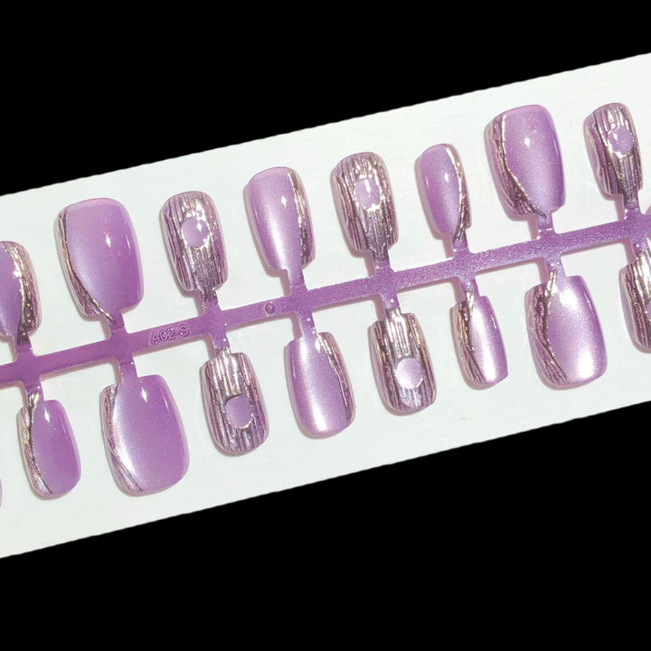 Elegant Press-On Nail Design Set 1790746166