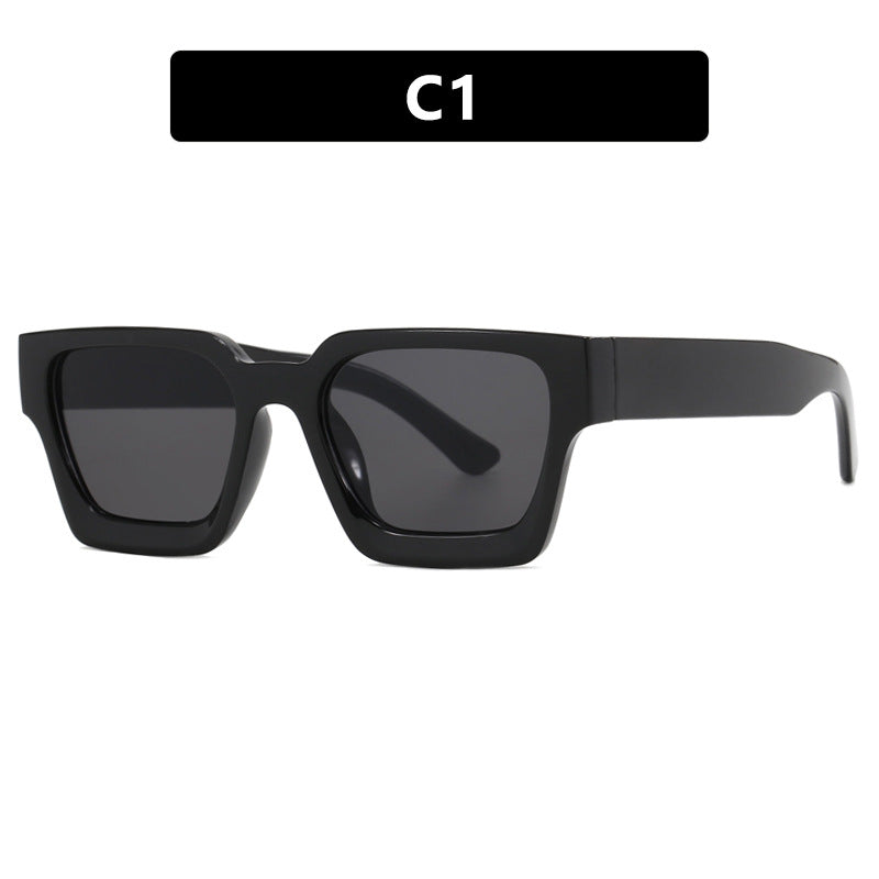 Women's fashionable square reading glasses with transparent frame construction Stornfield