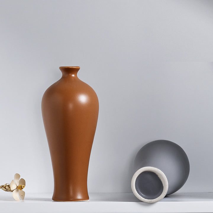 Contemporary Ceramic Flower Vase Stornfeild