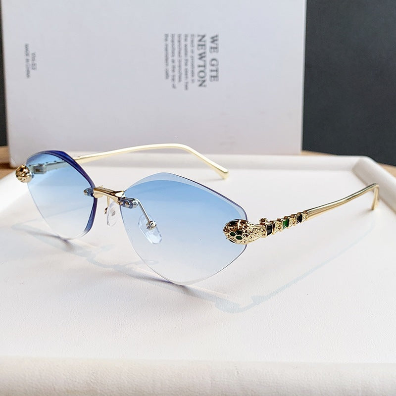 Women's Cat-Eye Sunglasses with Luxurious Jewelry Frame Stornfield