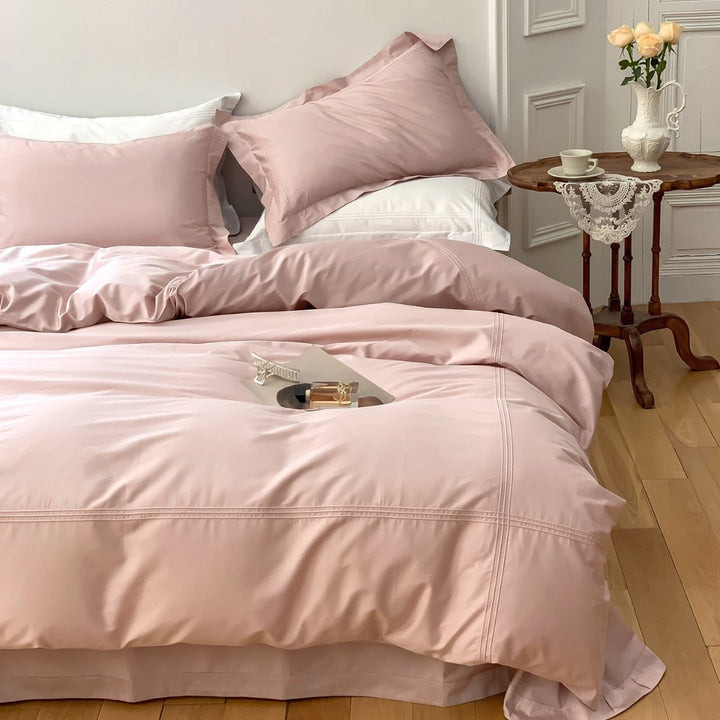 Luxurious bedding complete set made of cotton satin with hotel-style frill