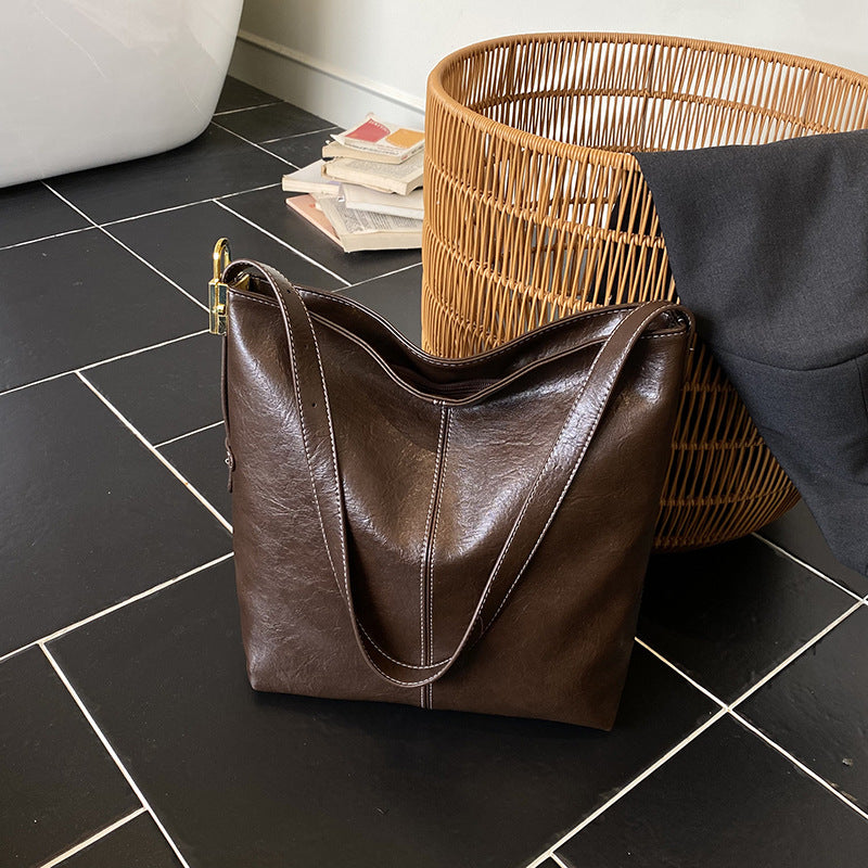 Minimalist Leather Shoulder Bag