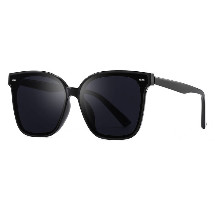 Women’s sunglasses in modern geometric design Stornfield