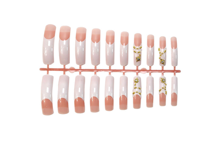 Trendy Artificial Nails Stornfield