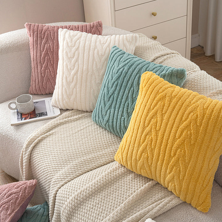 Plush Cable-Knit Decorative Throw Pillow Cover