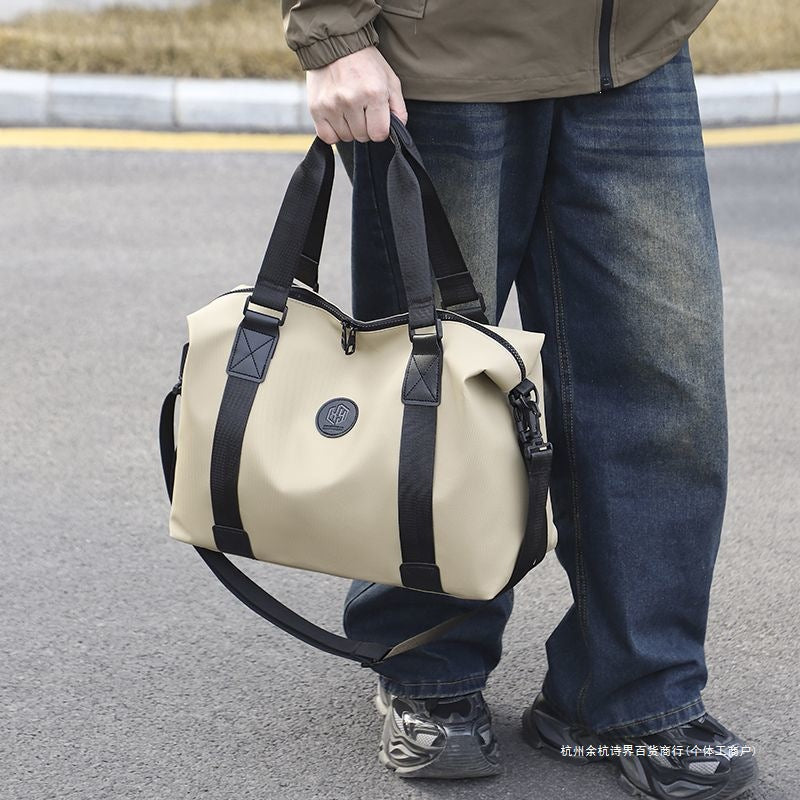 Spacious travel bag Stornfield