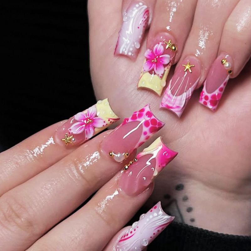 Artisan Decorative Nail Tips Stornfield