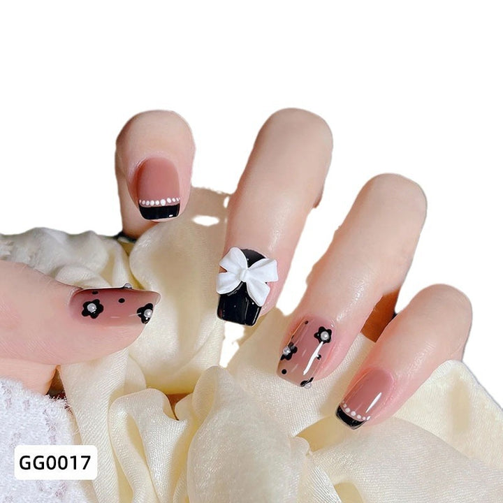 Decorative Floral Press-On Nail Set