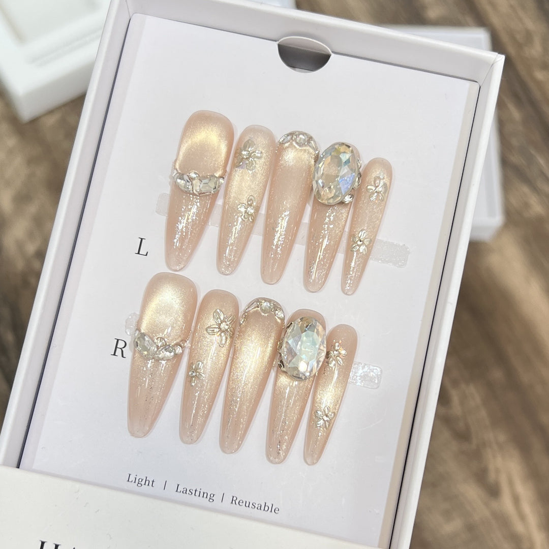 Luxurious Decorative Press-On Nail Tips