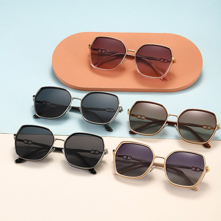 Women’s fashionable square sunglasses Stornfield