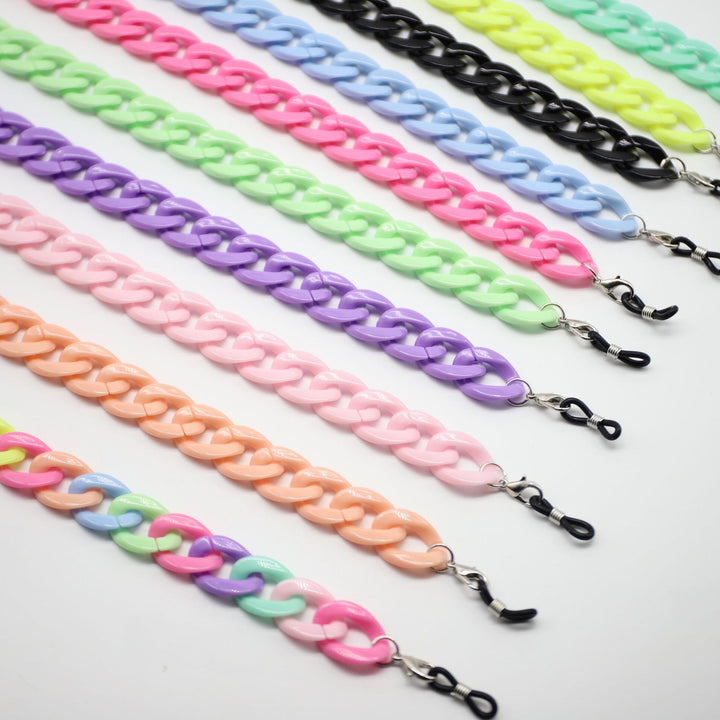 Stylish Statement Chain Stornfield