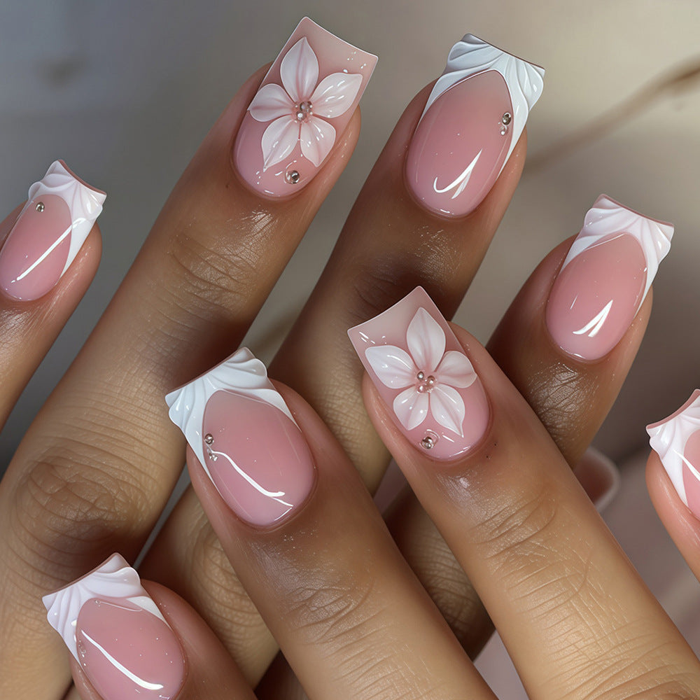 Floral Accented Press-On Nail Art Set Stornfield
