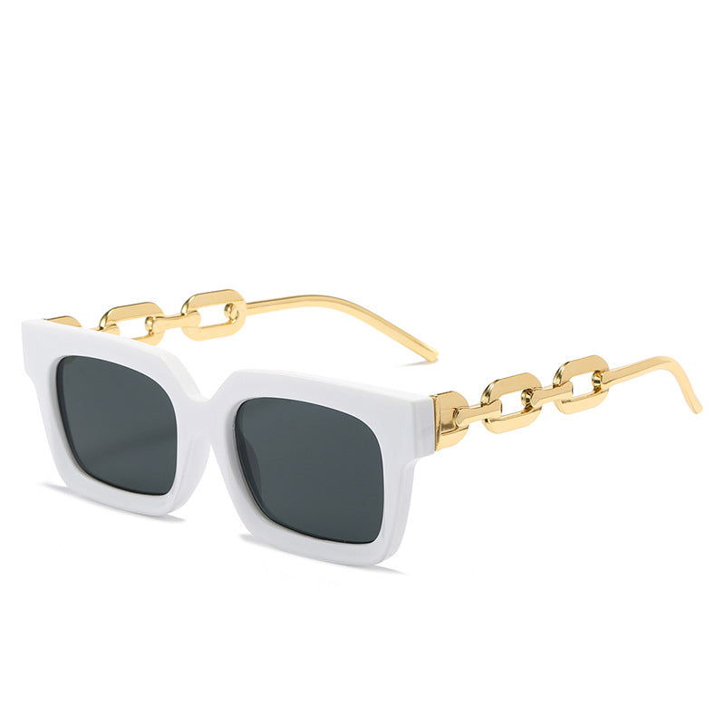 Women's fashionable sunglasses with unique chain element Stornfield