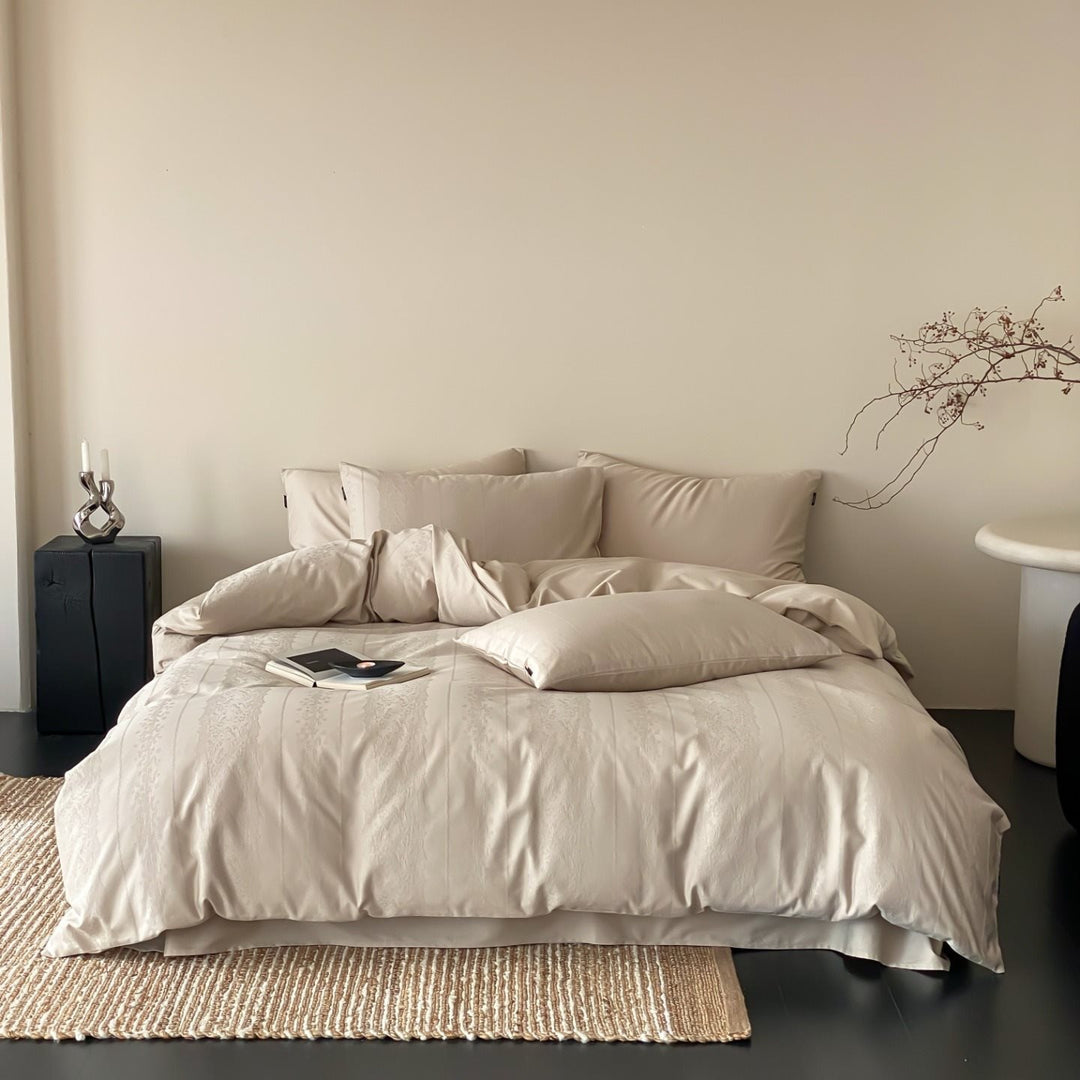 Premium duvet cover set made of breathable cotton satin with concealed zipper