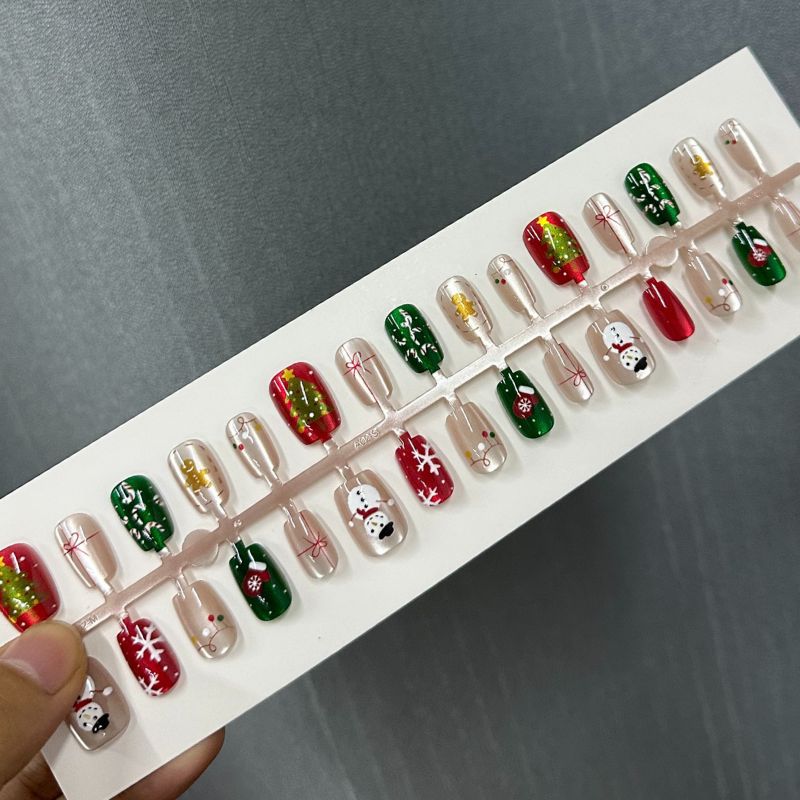 Artistic Ombre Press-On Nail Tips Set Stornfield