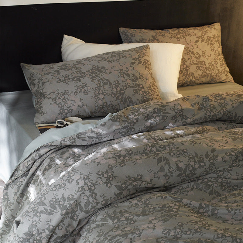 Damask Jacquard Silky-Feel Duvet Cover and Pillow Sham Set