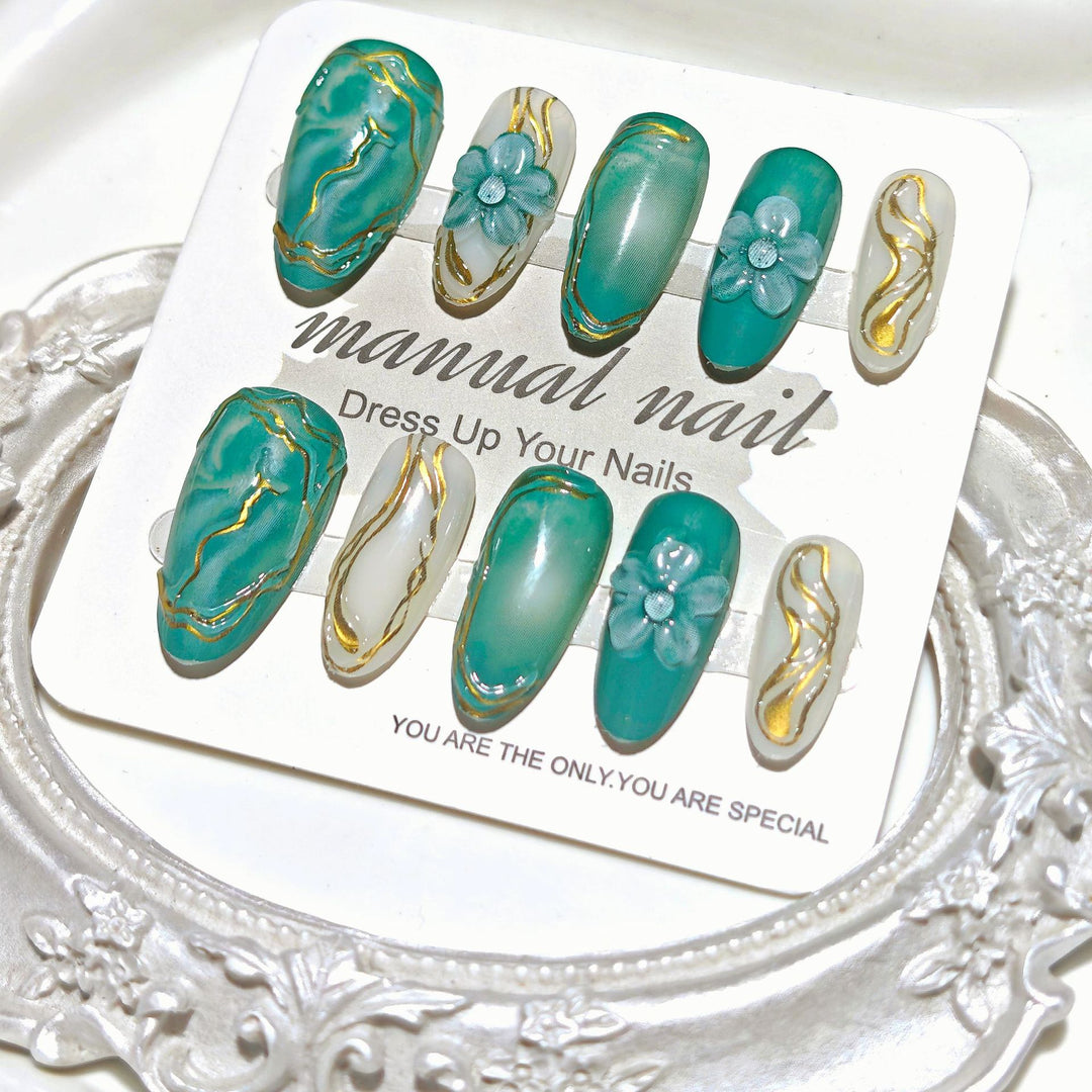 Decorative Floral Press-On Nail Art Set Stornfield