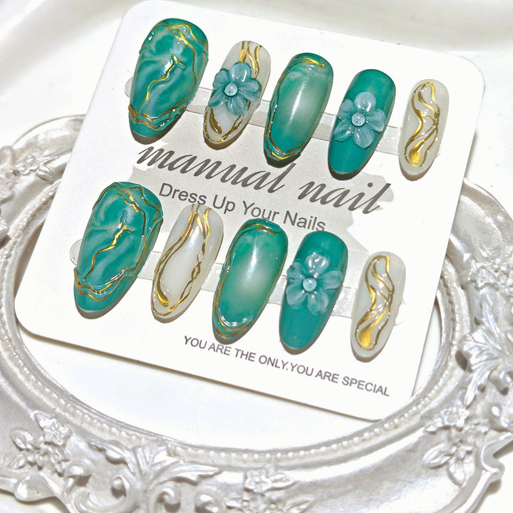 Decorative Floral Press-On Nail Art Set Stornfield