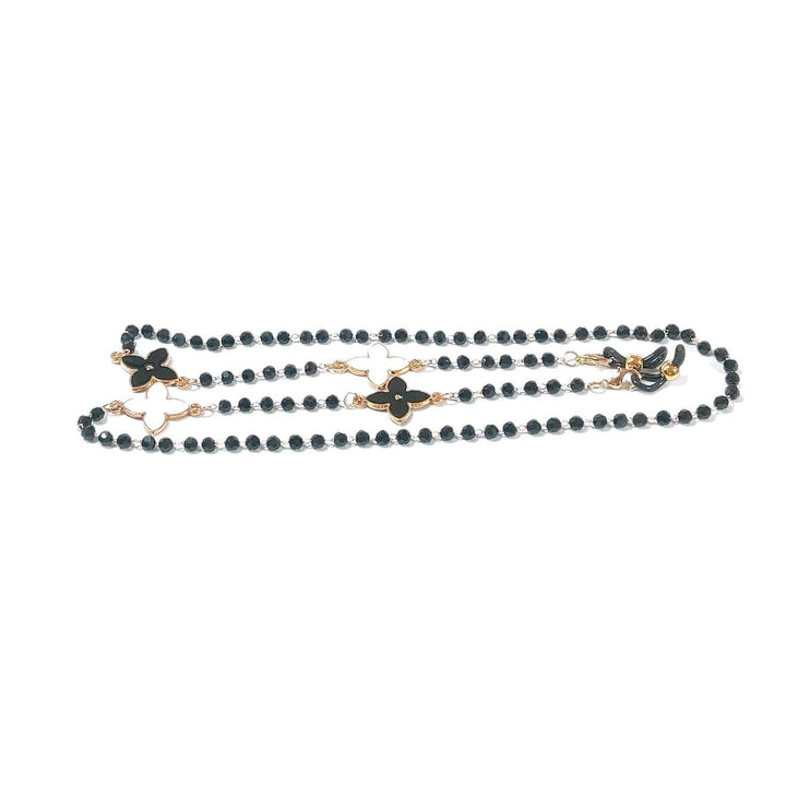 Elegant pearl necklace with flower pendants Stornfield