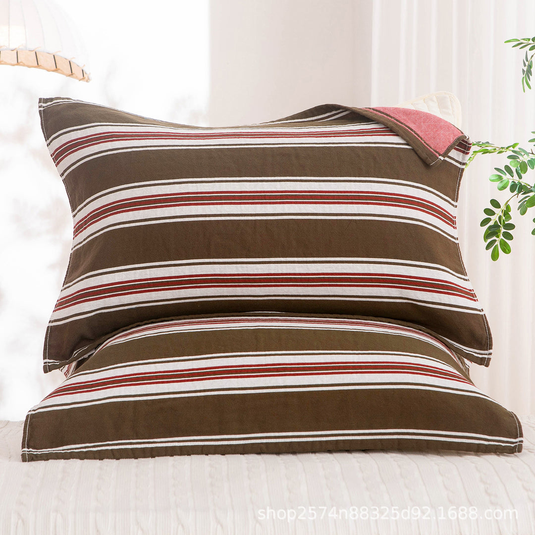 Women's pillowcase with delicate floral motif Stornfield
