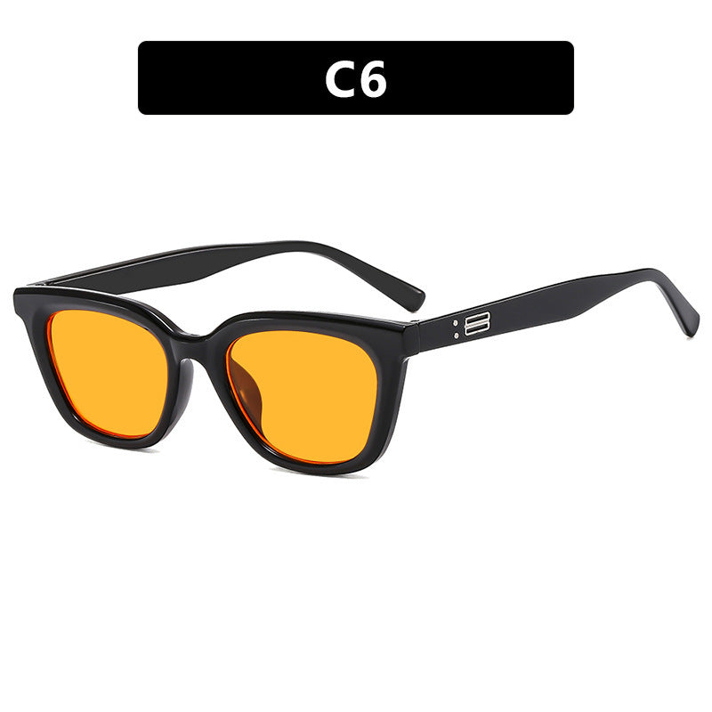 Ladies Cat-Eye Sunglasses with modern, slightly curved frame Stornfield