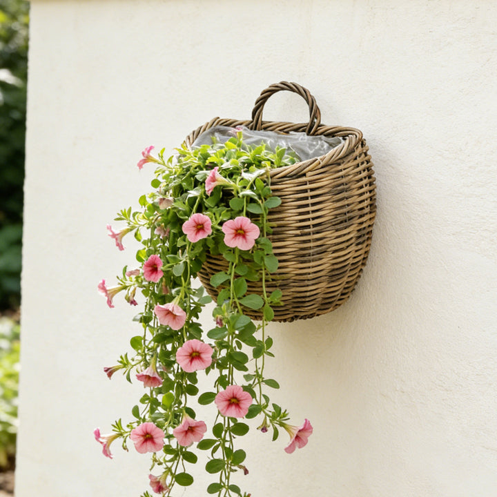 Decorative storage basket with handle Stornfield