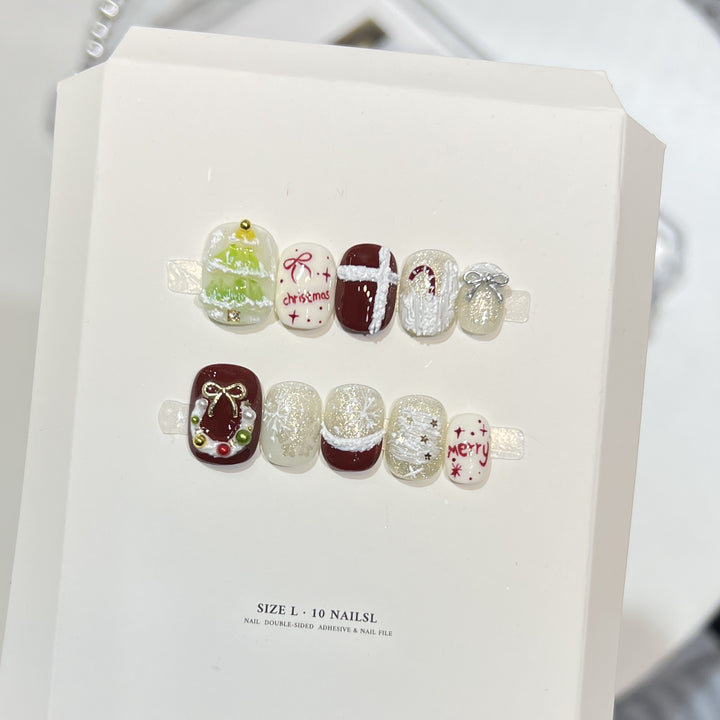 Festive Holiday-Themed Press-On Nail Art Set Stornfield