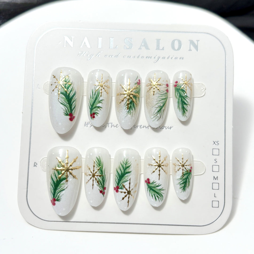 Festive Holiday-Themed Press-On Nails