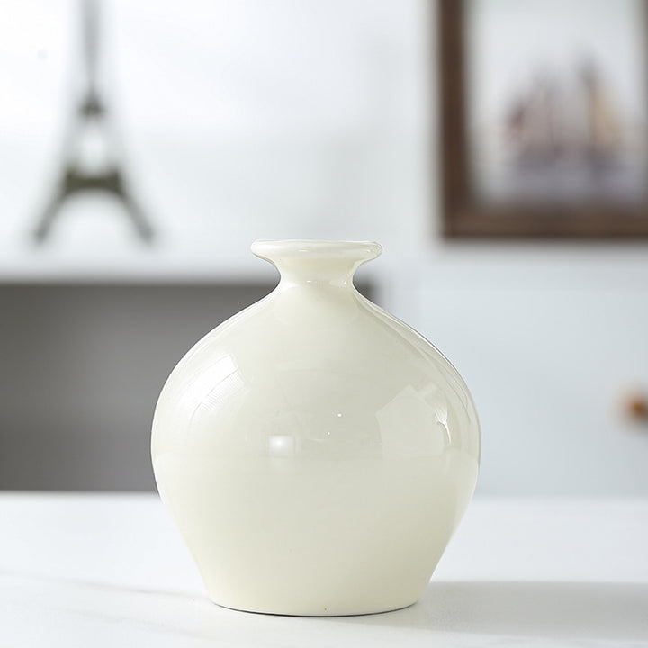 Elegant Ceramic Artisanal Vase Stornfeild