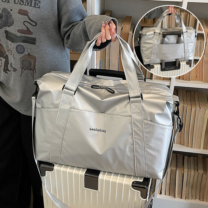 Multi-Functional Sporty Travel Duffel