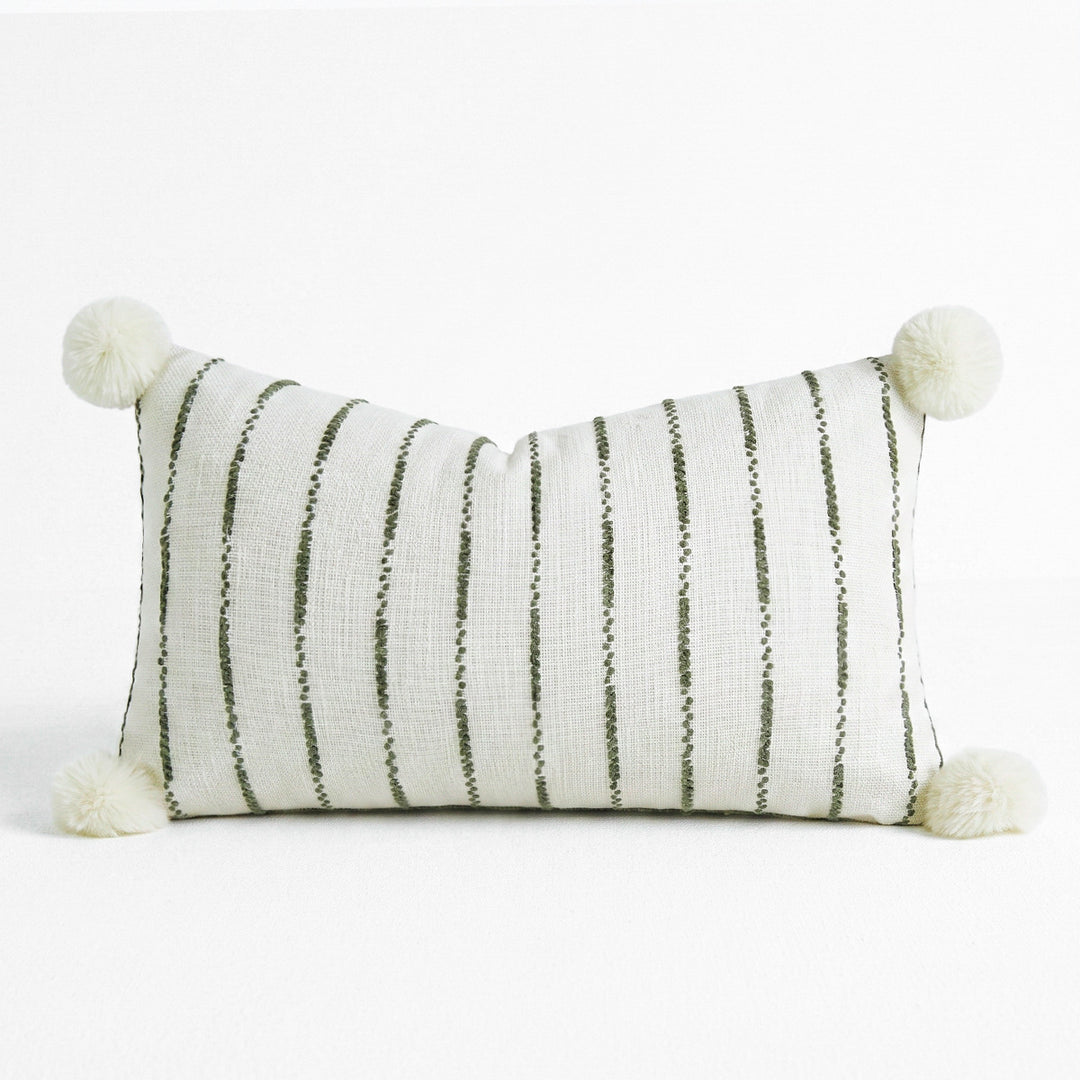 Decorative cushion with textured fabric